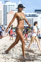 Lais Ribeiro Longsleeve T-shirt #3065835