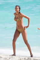 Lais Ribeiro Longsleeve T-shirt #3065943