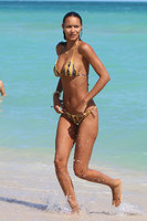 Lais Ribeiro Longsleeve T-shirt #3065991