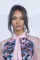 Lais Ribeiro Longsleeve T-shirt #3743517