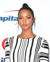 Lais Ribeiro Longsleeve T-shirt #3743548