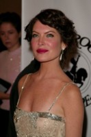 Lara Flynn Boyle t-shirt #1322283