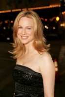 Laura Linney tote bag #G83926