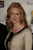 Laura Linney mug #G83929