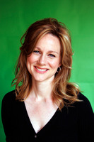 Laura Linney Longsleeve T-shirt #2026392