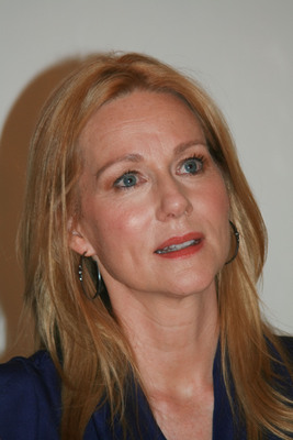 Laura Linney stickers 2221317