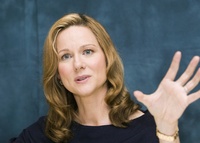 Laura Linney mug #G569251