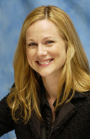 Laura Linney mug #G704010