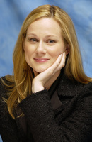 Laura Linney mug #G704024