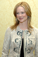 Laura Linney tote bag #G712727