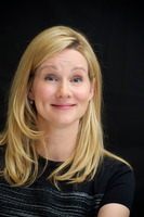 Laura Linney Longsleeve T-shirt #2418588