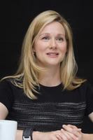 Laura Linney Longsleeve T-shirt #2449339