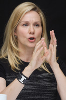 Laura Linney Longsleeve T-shirt #2449369