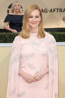 Laura Linney mug #G1239112