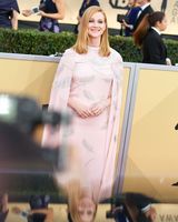 Laura Linney mug #G1239134