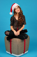 Laura Marano Longsleeve T-shirt #3681640