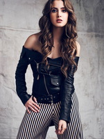 Laura Marano Longsleeve T-shirt #3681766