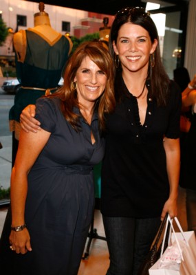 Lauren Graham posters