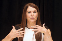 Lauren Graham longsleeve t-shirt #2613526