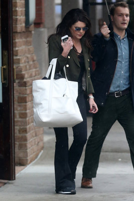 Lauren Graham posters