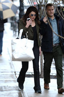 Lauren Graham Sweatshirt #2863974