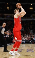 Lauri Markkanen Longsleeve T-shirt #3423178