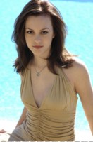 Leighton Meester t-shirt #1509544