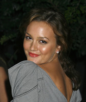 Leighton Meester Longsleeve T-shirt #1953340