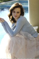 Leighton Meester Longsleeve T-shirt #2026199