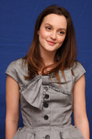 Leighton Meester Longsleeve T-shirt #2451197