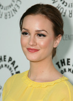 Leighton Meester tote bag #G2411976