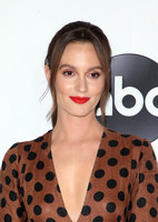 Leighton Meester Longsleeve T-shirt #3794779