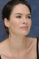 Lena Headey Sweatshirt #2288558