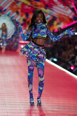 Leomie Anderson posters