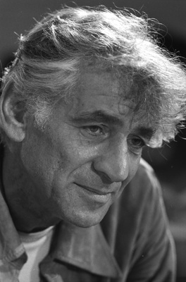 Leonard Bernstein mug #G339840