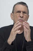 Leonard Nimoy Longsleeve T-shirt #2254782