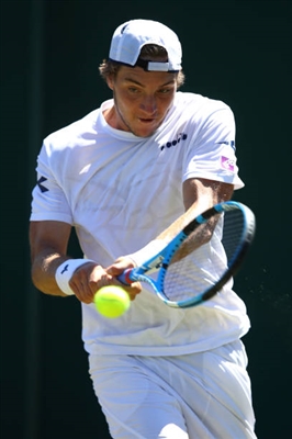 Leonardo Mayer posters
