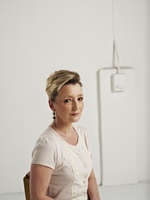 Lesley Manville Longsleeve T-shirt #2304418