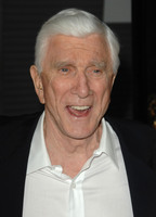 Leslie Nielsen Longsleeve T-shirt #1995291