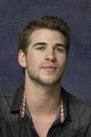 Liam Hemsworth mug #G638753