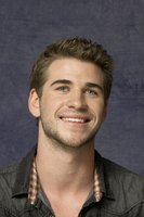 Liam Hemsworth Longsleeve T-shirt #2308887