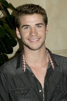 Liam Hemsworth mug #G638780