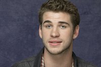 Liam Hemsworth Longsleeve T-shirt #2308915