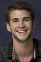 Liam Hemsworth Longsleeve T-shirt #2308929