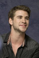 Liam Hemsworth mug #G638815