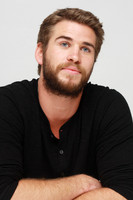 Liam Hemsworth mug #G665008
