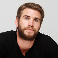 Liam Hemsworth mug #G665026