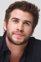 Liam Hemsworth Longsleeve T-shirt #2352433