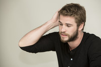 Liam Hemsworth tote bag #G681366