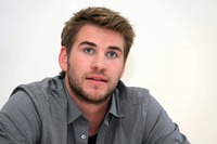 Liam Hemsworth Tank Top #2442117